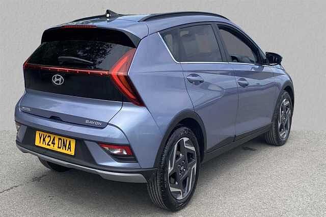 Hyundai BAYON 1.0 T-GDi (100ps) Premium 48 Volt MHEV DCT Pearl - Intense blue