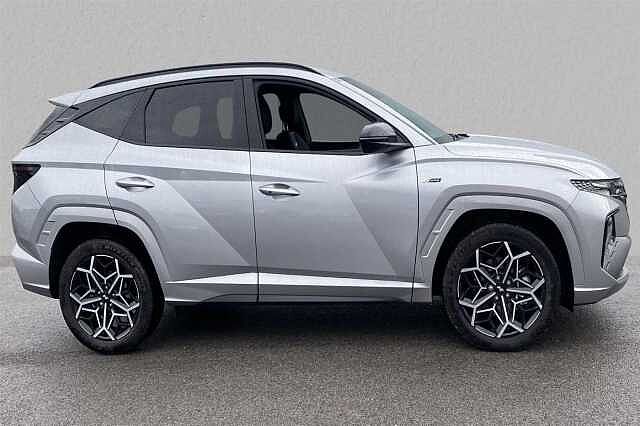 Hyundai TUCSON HYBRID1.6 T-GDi (230ps) N Line (2WD) 5 Door Shimmering Silver