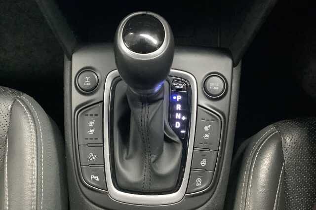 Hyundai KONA 1.6T GDi Blue Drive Premium GT 5dr 4WD DCT Lake Silver