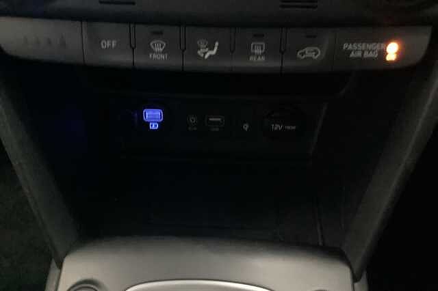 Hyundai KONA 1.6T GDi Blue Drive Premium GT 5dr 4WD DCT Lake Silver