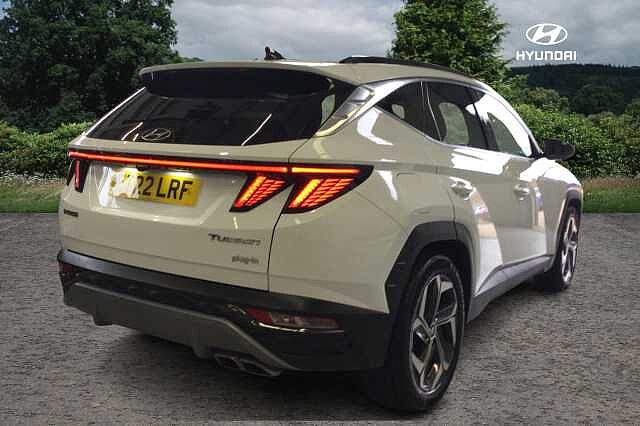 Hyundai TUCSON 1.6 TGDi Plug-in Hybrid Ultimate 5dr 4WD Auto Atlas White