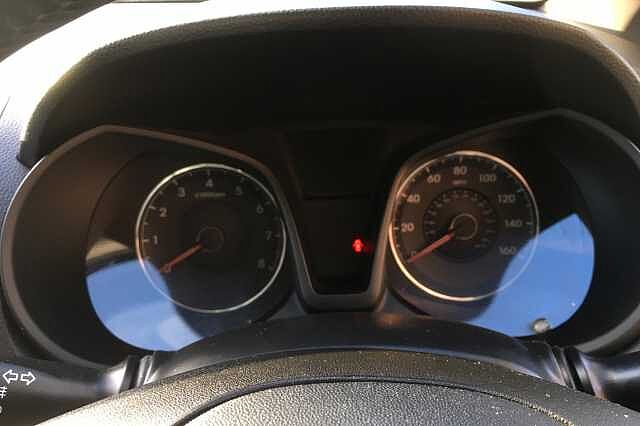 Hyundai IX20 1.6 Premium Nav 5dr Auto Fiery Red