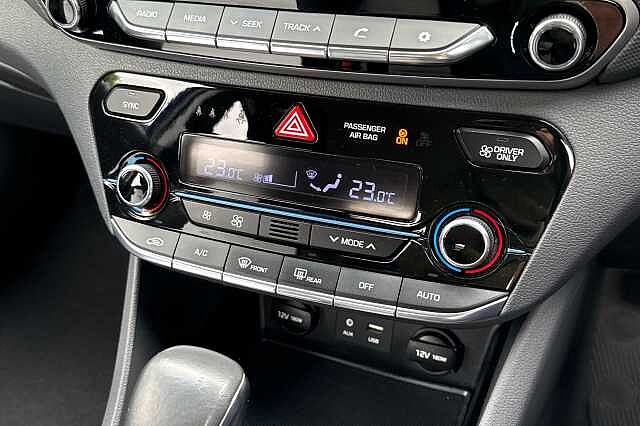 Hyundai IONIQ 1.6 GDi Hybrid SE 5dr DCT