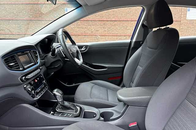 Hyundai IONIQ 1.6 GDi Hybrid SE 5dr DCT