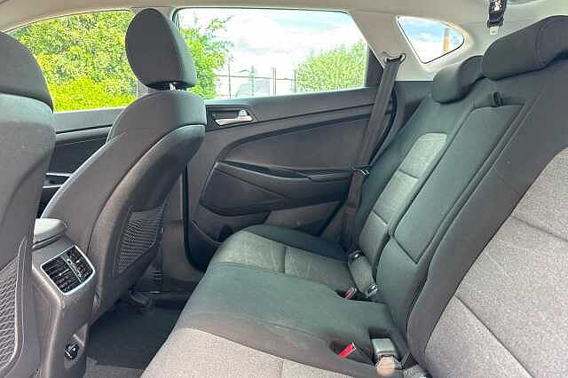 Hyundai TUCSON 1.6 CRDi SE Nav 5dr 2WD