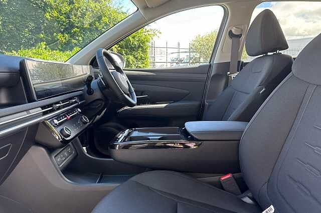 Hyundai TUCSON 1.6T Hybrid Advance 5dr Auto Atlas White