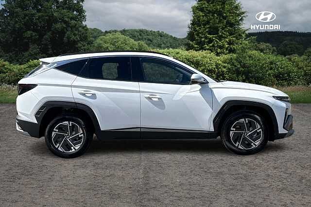 Hyundai TUCSON 1.6T Hybrid Advance 5dr Auto Atlas White
