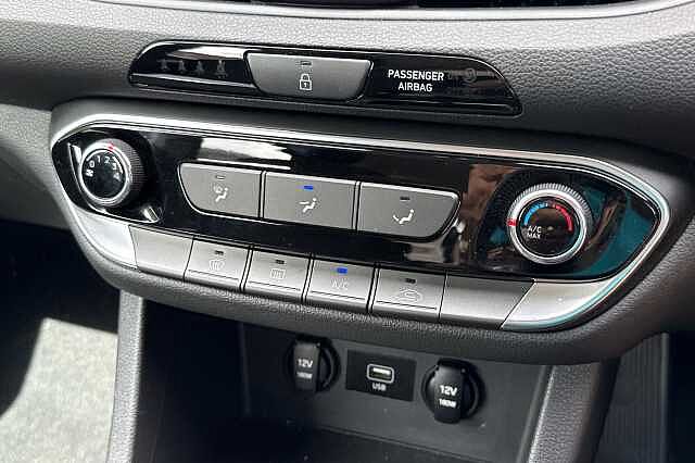 Hyundai i30 1.0T GDi SE Connect 5dr