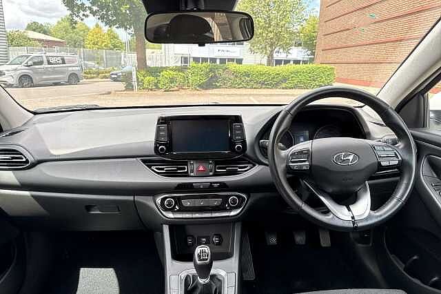 Hyundai i30 1.0T GDi SE Connect 5dr