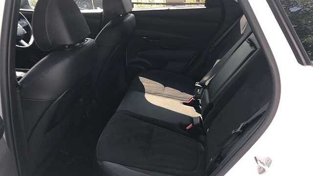 Hyundai TUCSON 1.6T Hybrid N Line S 5dr Auto Hybrid Estate White