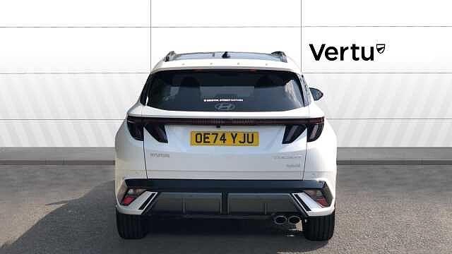 Hyundai TUCSON 1.6T Hybrid N Line S 5dr Auto Hybrid Estate White