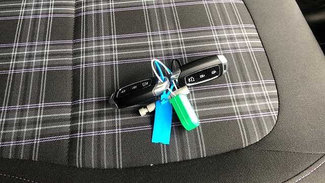 Hyundai I10 1.0 [63] Premium 5dr [Nav] Petrol Hatchback White