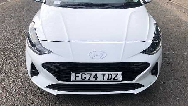 Hyundai I10 1.0 [63] Premium 5dr [Nav] Petrol Hatchback White