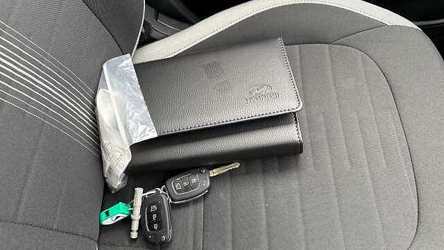 Hyundai I10 1.0 [63] Advance 5dr Auto [Nav] Petrol Hatchback White