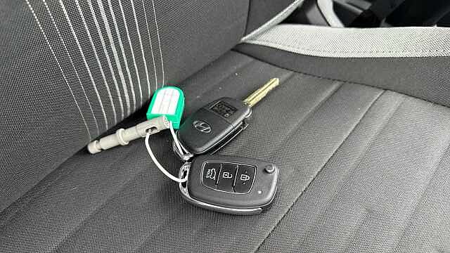 Hyundai I10 1.0 [63] Advance 5dr Auto [Nav] Petrol Hatchback White