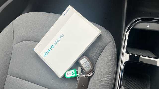 Hyundai IONIQ 100kW Premium 38kWh 5dr Auto Electric Hatchback