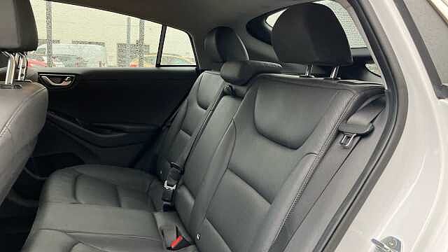 Hyundai IONIQ 100kW Premium SE 38kWh 5dr Auto Electric Hatchback