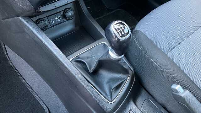 Hyundai i20 1.2 MPi Premium Nav 5dr Petrol Hatchback