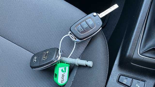 Hyundai i20 1.2 MPi Premium Nav 5dr Petrol Hatchback