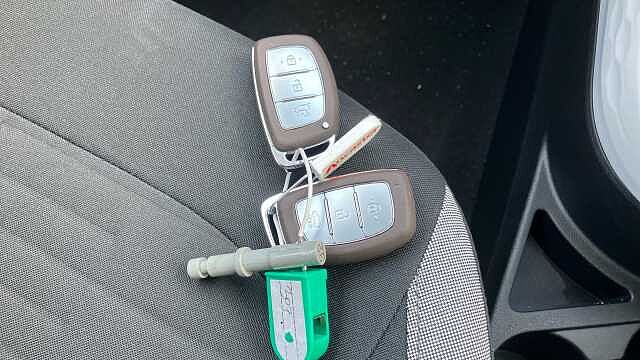 Hyundai I10 1.0 MPi Premium 5dr Auto Petrol Hatchback Blue