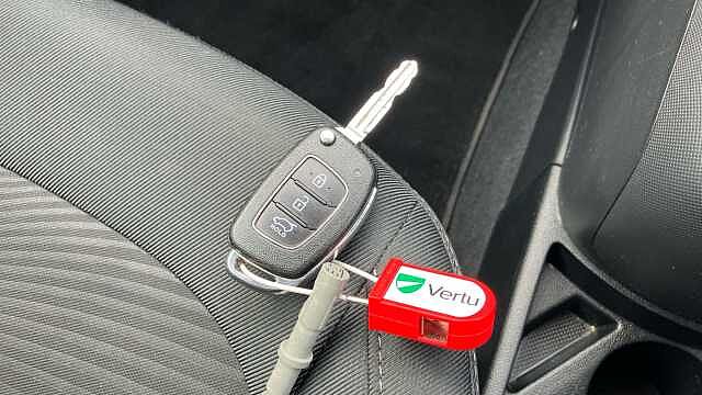 Hyundai i10 1.0 SE 5dr Petrol Hatchback