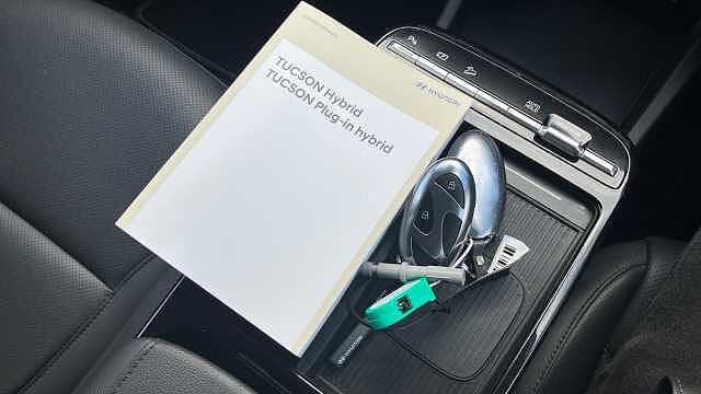 Hyundai TUCSON 1.6T Hybrid Ultimate 5dr Auto Hybrid Estate Grey