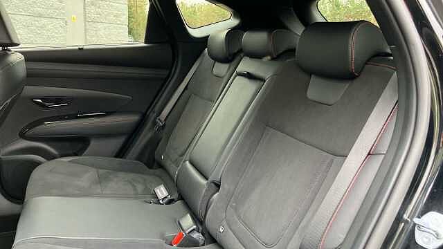Hyundai TUCSON 1.6T Hybrid N Line 5dr Auto Hybrid Estate Black