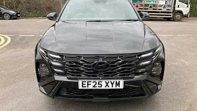 Hyundai TUCSON 1.6T Hybrid N Line 5dr Auto Hybrid Estate Black