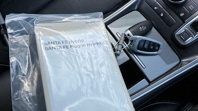 Hyundai SANTA FE 1.6 TGDi Hybrid Premium 5dr Auto Hybrid Estate