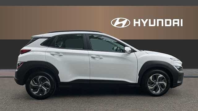 Hyundai KONA 1.6 GDi Hybrid SE Connect 5dr DCT Hybrid Hatchback White
