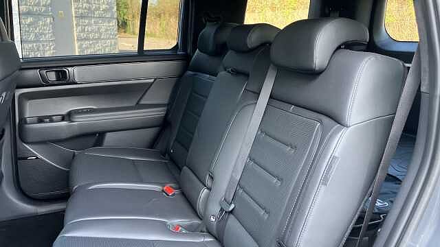 Hyundai SANTA FE 1.6 TGDi Plug-in Hybrid Calligraphy 5dr 4WD Auto Estate Metallic - Ecotronic Grey