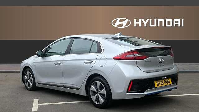Hyundai IONIQ 1.6 GDi Plug-in Hybrid Premium 5dr DCT Hatchback
