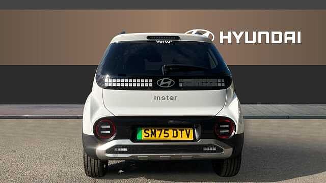 Hyundai INSTER 85kW 02 49kWh 5dr Auto Electric Hatchback White