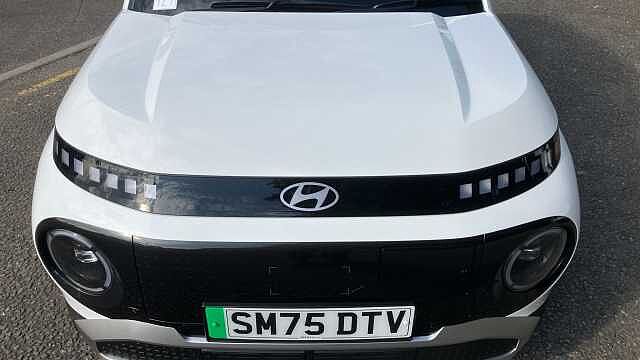 Hyundai INSTER 85kW 02 49kWh 5dr Auto Electric Hatchback White