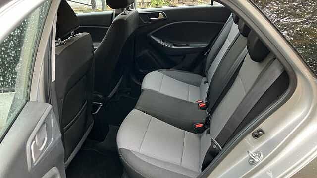 Hyundai I20 1.0 T-GDi SE 5dr Auto Petrol Hatchback Silver