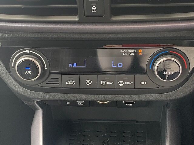 Hyundai I10 1.0 [63] Premium 5dr [Nav] Black