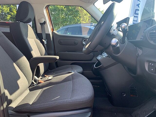 Hyundai INSTER 85kW 02 49kWh 5dr Auto Orange