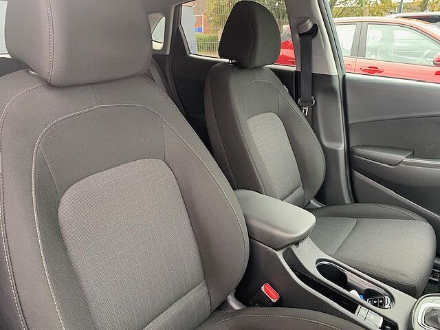 Hyundai KONA 1.6 GDi Hybrid Premium 5dr DCT Grey