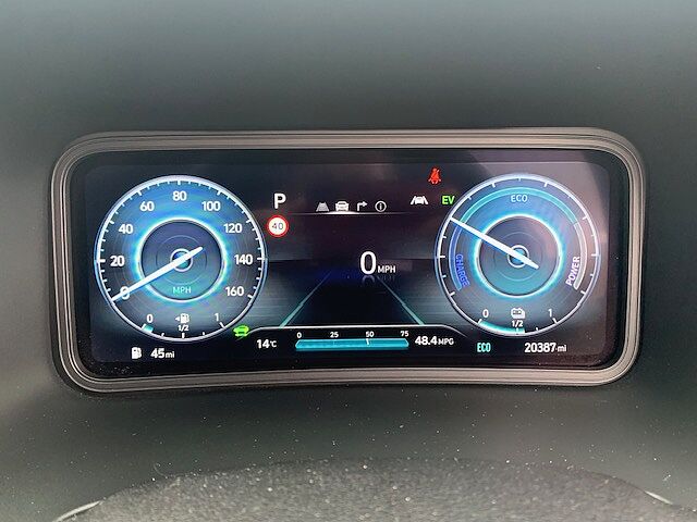 Hyundai KONA 1.6 GDi Hybrid Premium 5dr DCT Grey