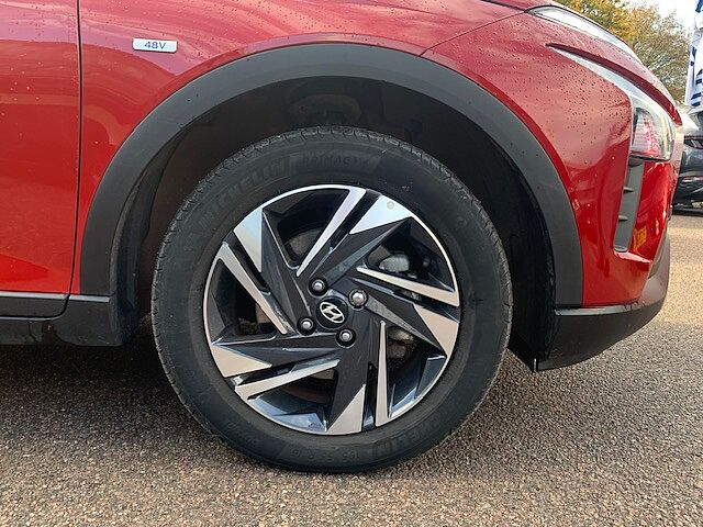 Hyundai BAYON 1.0 TGDi 48V MHEV SE Connect 5dr DCT Red