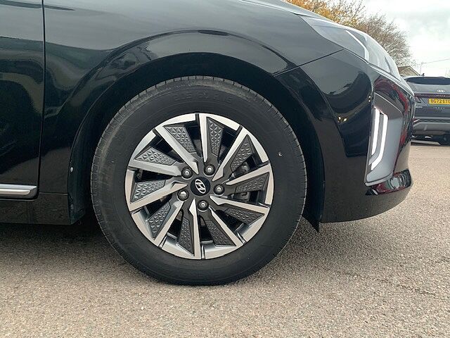 Hyundai IONIQ 100kW Premium 38kWh 5dr Auto