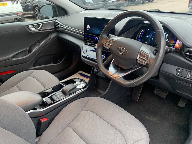 Hyundai IONIQ 100kW Premium 38kWh 5dr Auto
