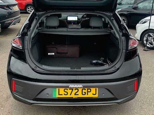 Hyundai IONIQ 100kW Premium 38kWh 5dr Auto