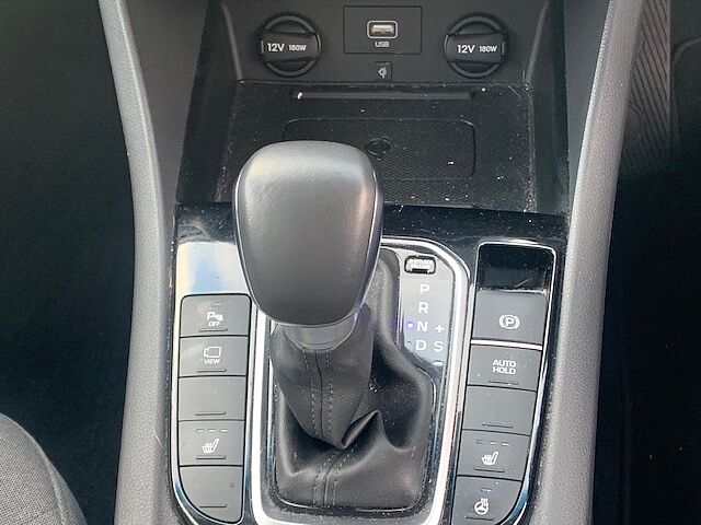 Hyundai IONIQ 1.6 GDi Hybrid Premium 5dr DCT Red