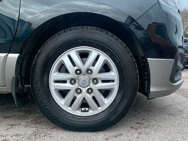 Hyundai i800 2.5 CRDi SE Nav 5dr