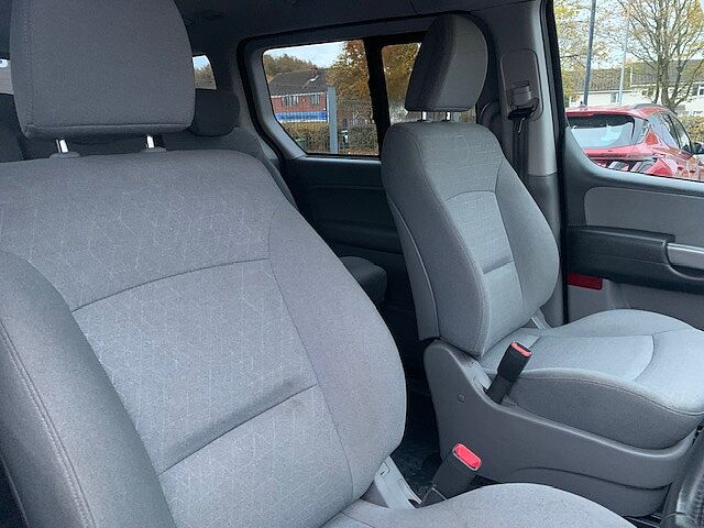 Hyundai i800 2.5 CRDi SE Nav 5dr