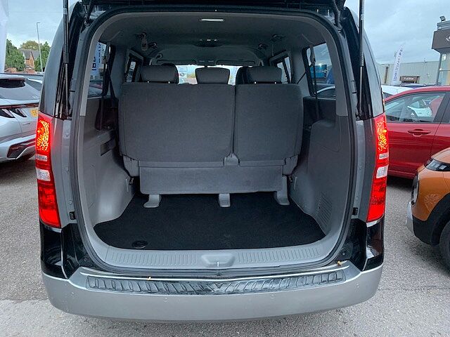 Hyundai i800 2.5 CRDi SE Nav 5dr