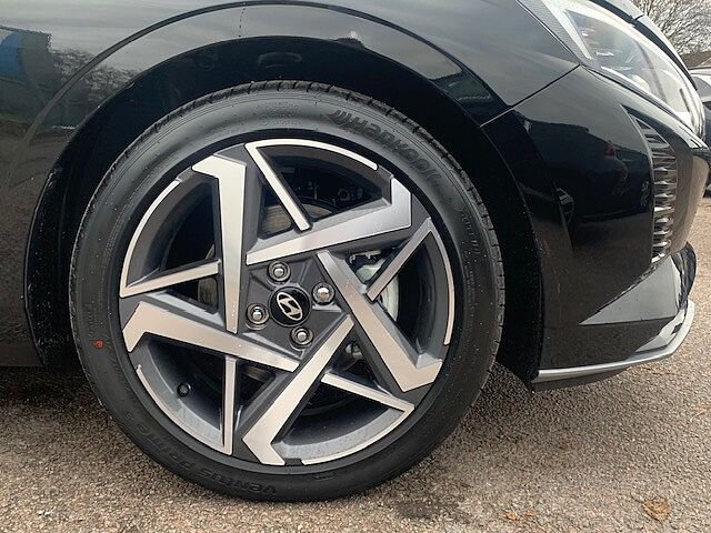 Hyundai I20 1.0T GDi Premium 5dr Black