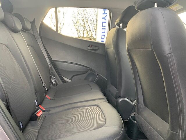 Hyundai i10 1.0 Play 5dr