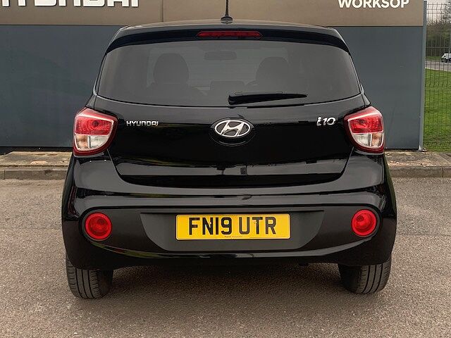 Hyundai i10 1.0 Premium 5dr